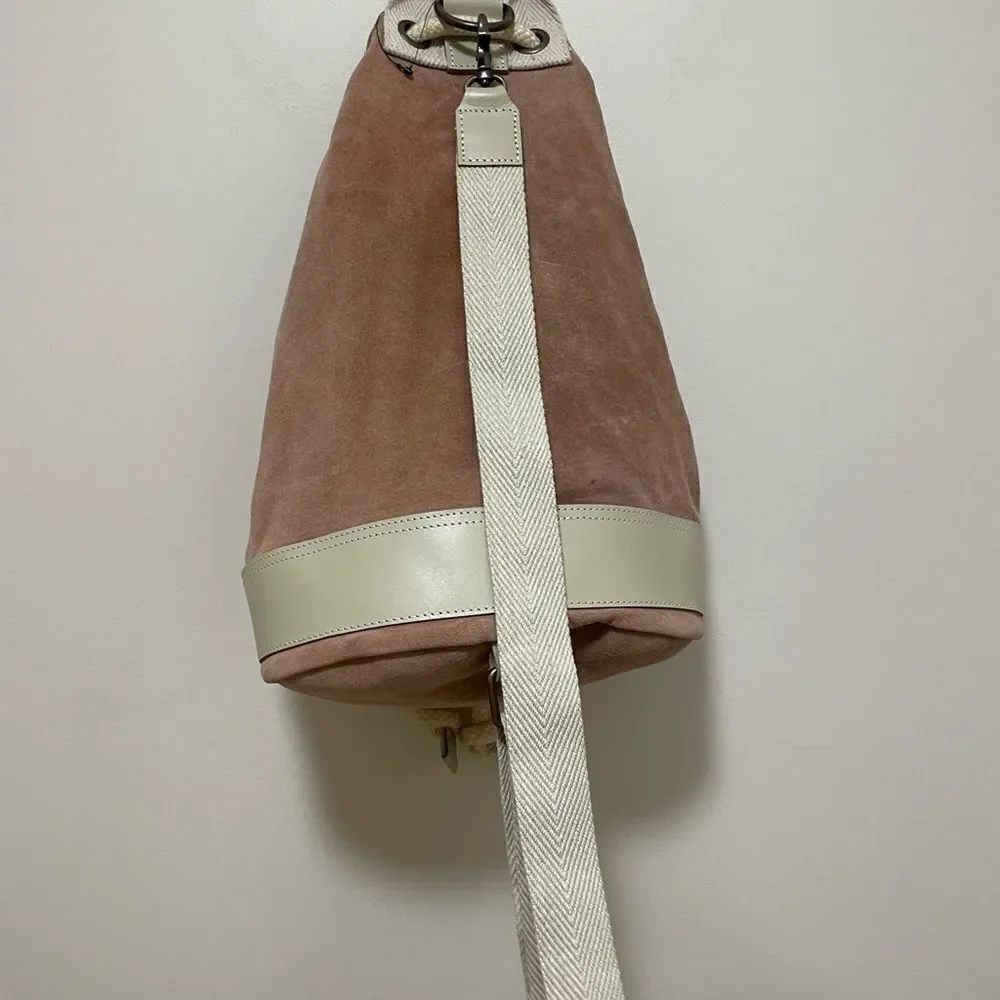 New Free People Varsity suede Backpack
NWOT
MSRP $178
16W x 16 H x 9 D - Picture 7 of 14